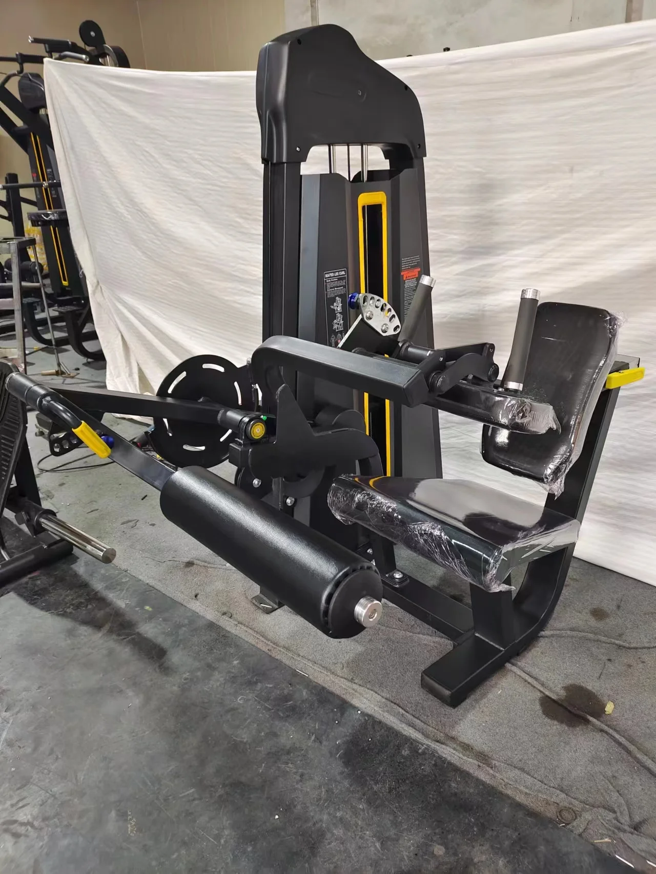 Alat Fitness Gym Mesin Rumahan - Home Gym Leg Extension ulasan dan harga
